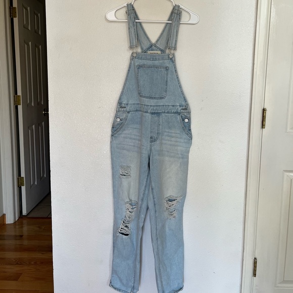PacSun Denim - Pacsun Ripped Overalls XS